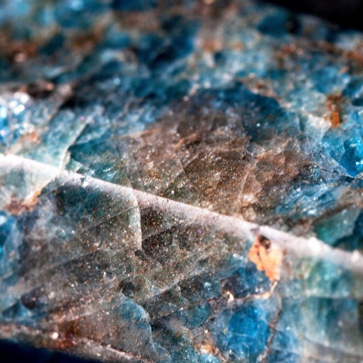 blue apatite generators