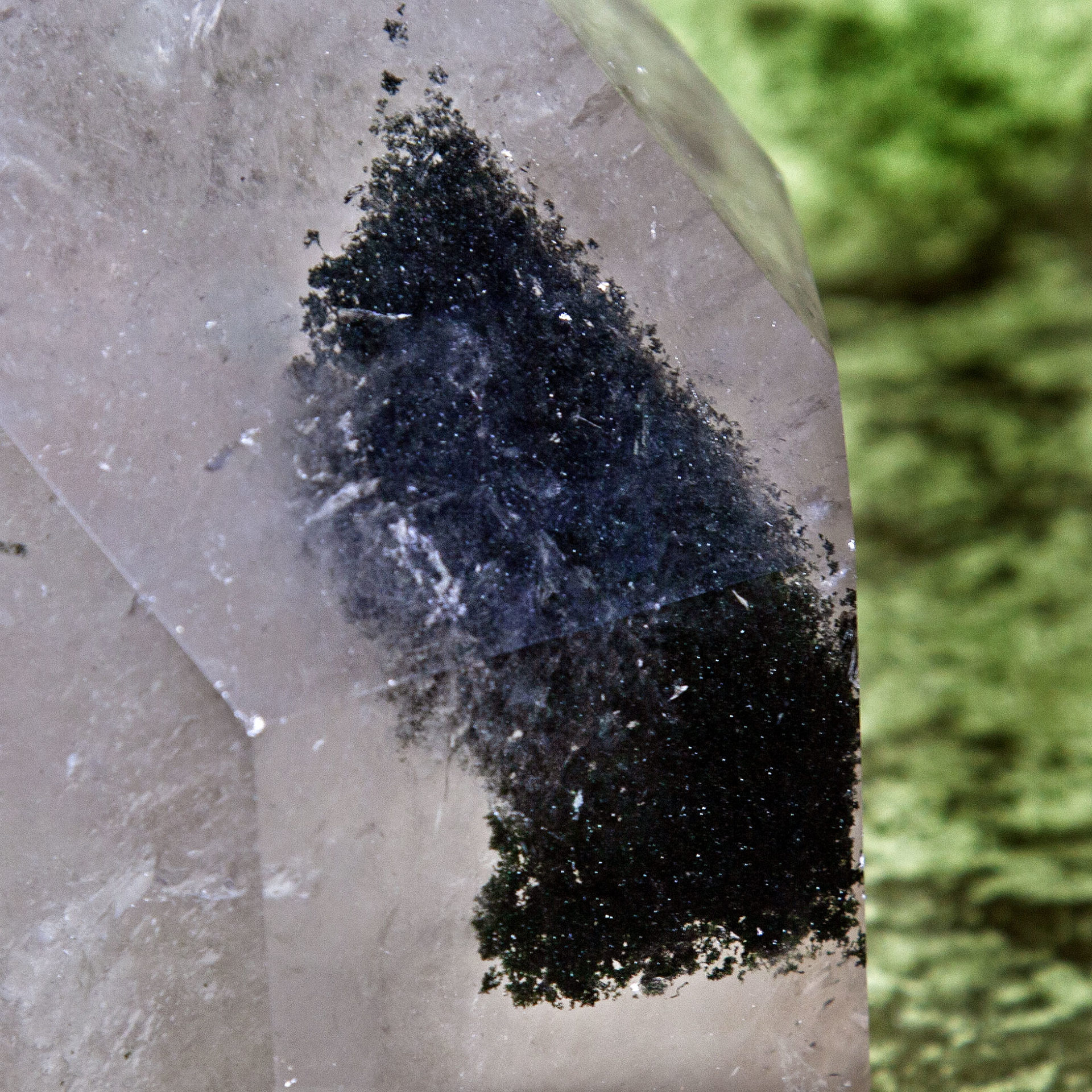 Gemstone Sale: Phantom Chlorite in Quartz Generator - Image 2