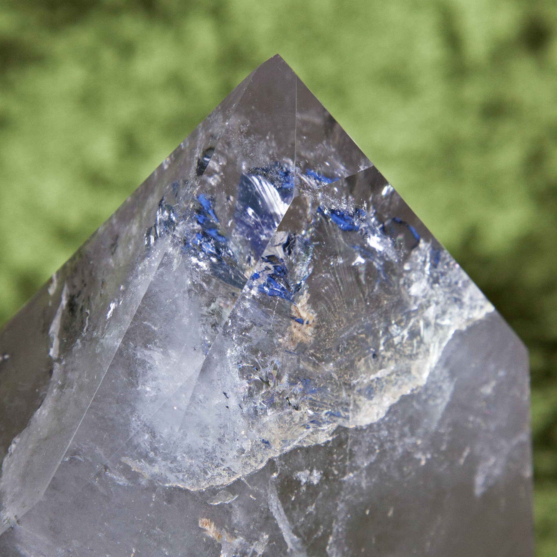 Gemstone Sale: Phantom Chlorite in Quartz Generator - Image 3