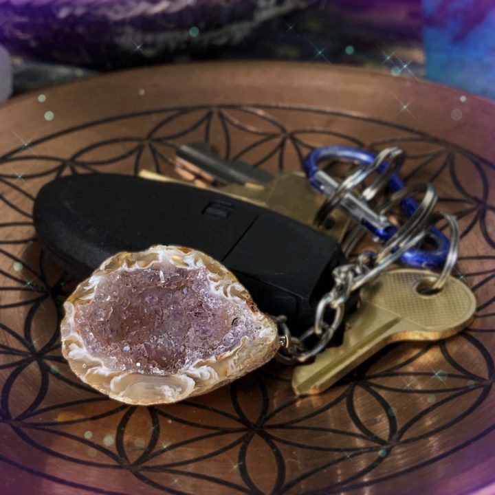 Agate Quartz Ocho Geode Keychains