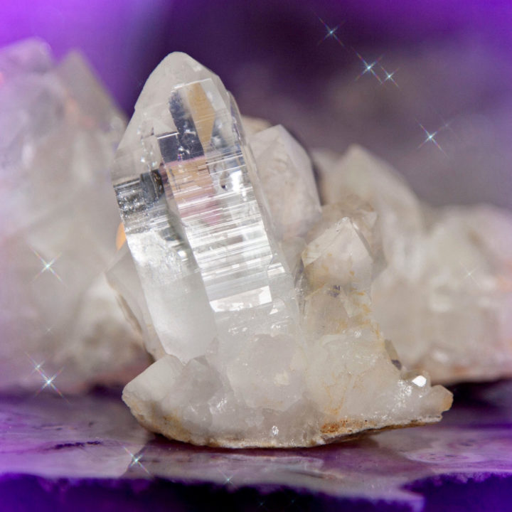 Clear Quartz Illumination and Amplification Clusters