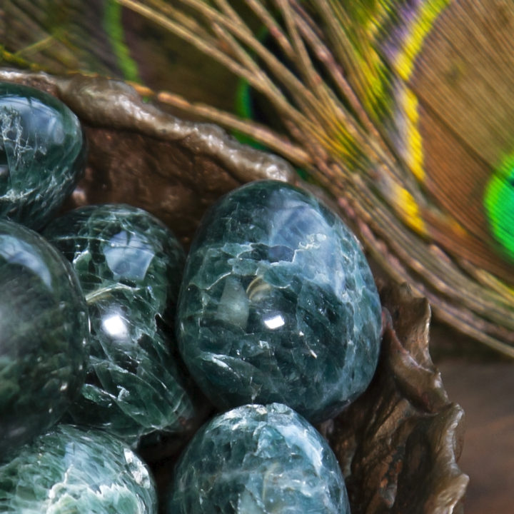 tumbled green apatite