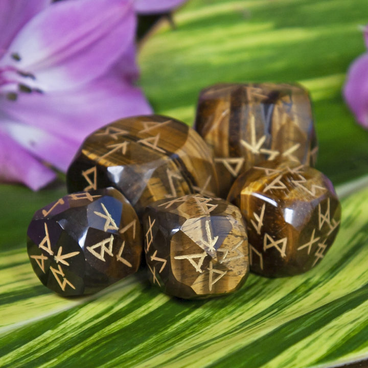 Tigers Eye Rune Dice