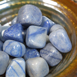 Tumbled Dumortierite