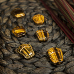 Tigers Eye Cat Paws
