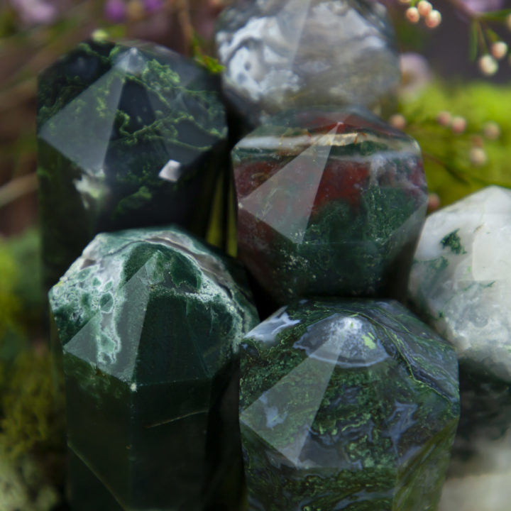 Infinite Healing Moss Agate Generator