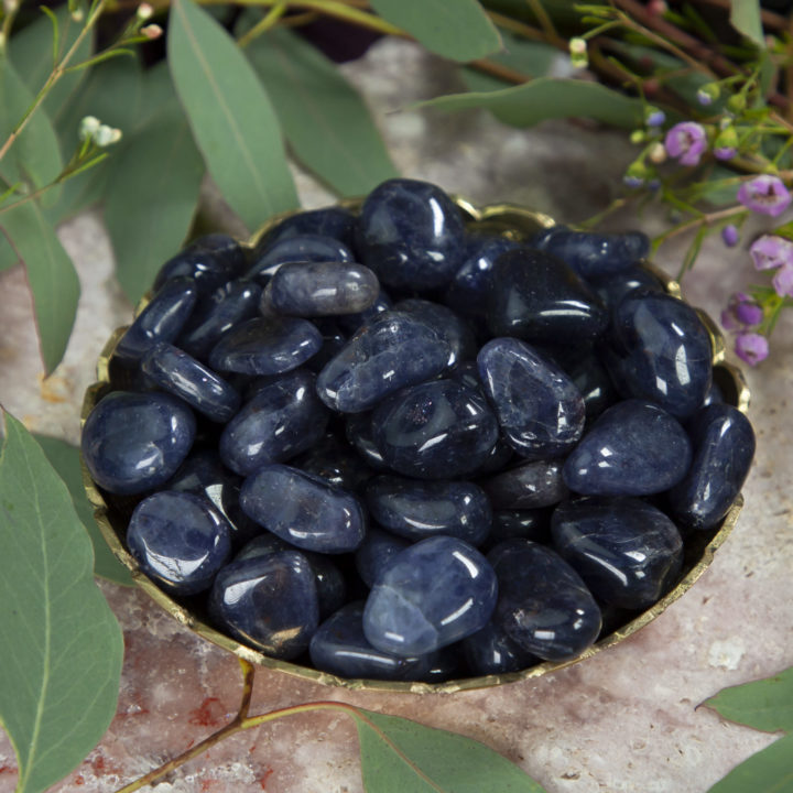 Iolite: Small Tumbled