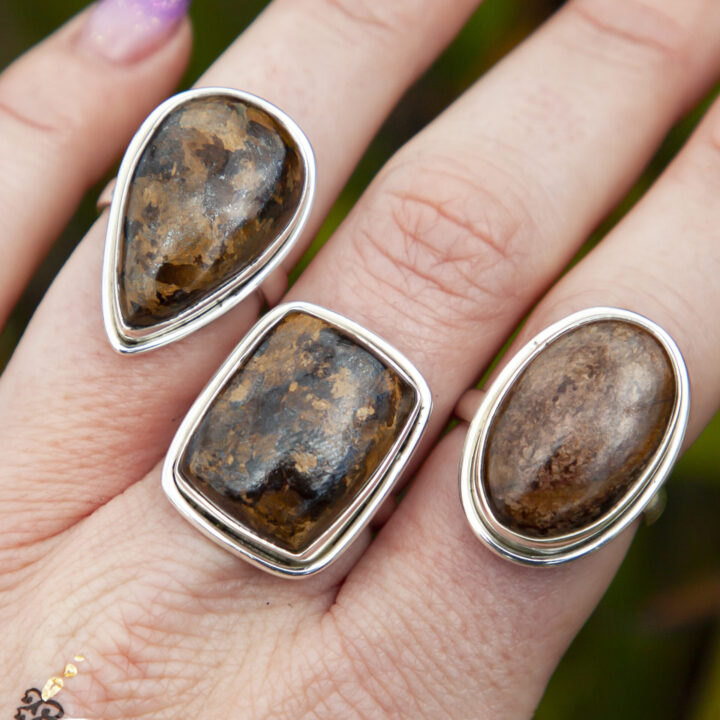 Bronzite Releasing Ring