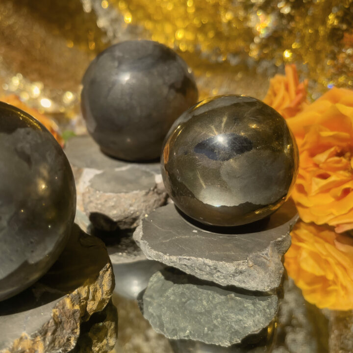 Healers Gold Sphere and Sphere Stand