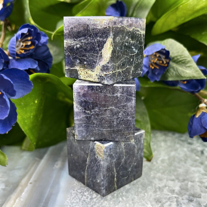 Grounded Guidance Iolite Cube