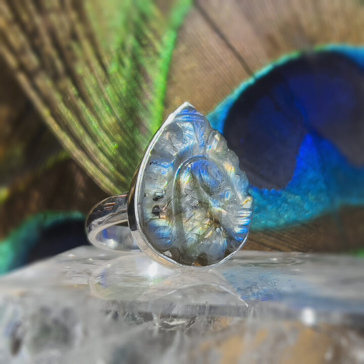 Priestess of Visions Labradorite Peacock Ring