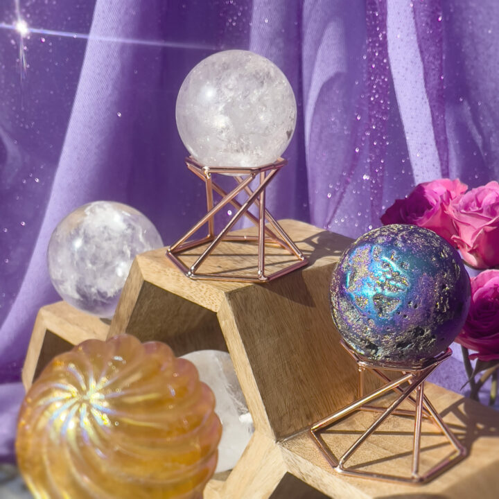 Rose Gold Metal Sphere Stand